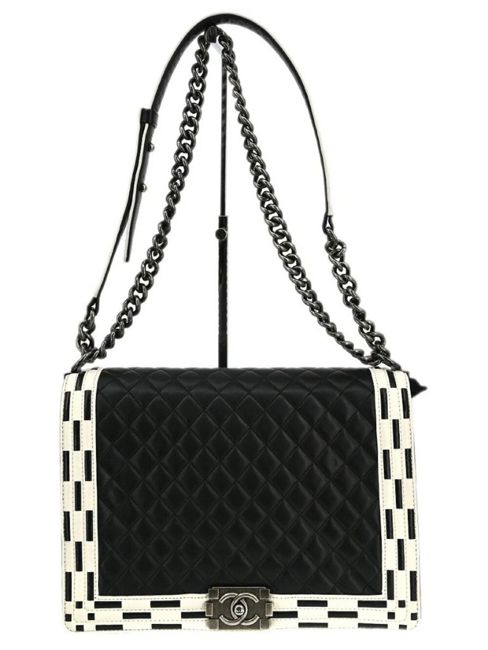 Boy Chanel Black Lambskin Shoulder Bag NQ07526